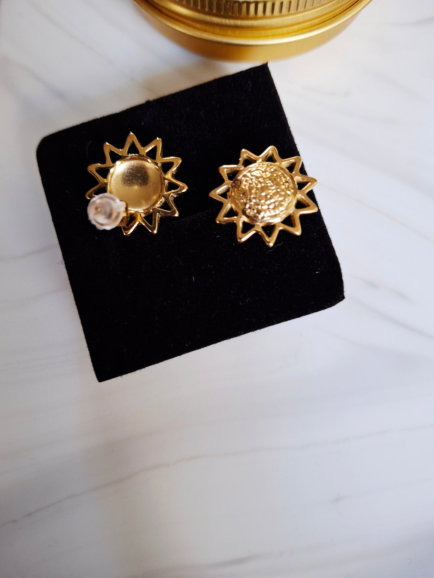 Boucles d'oreilles Zéphyr soleil martelé 15 mm - Acier inoxydable 304L