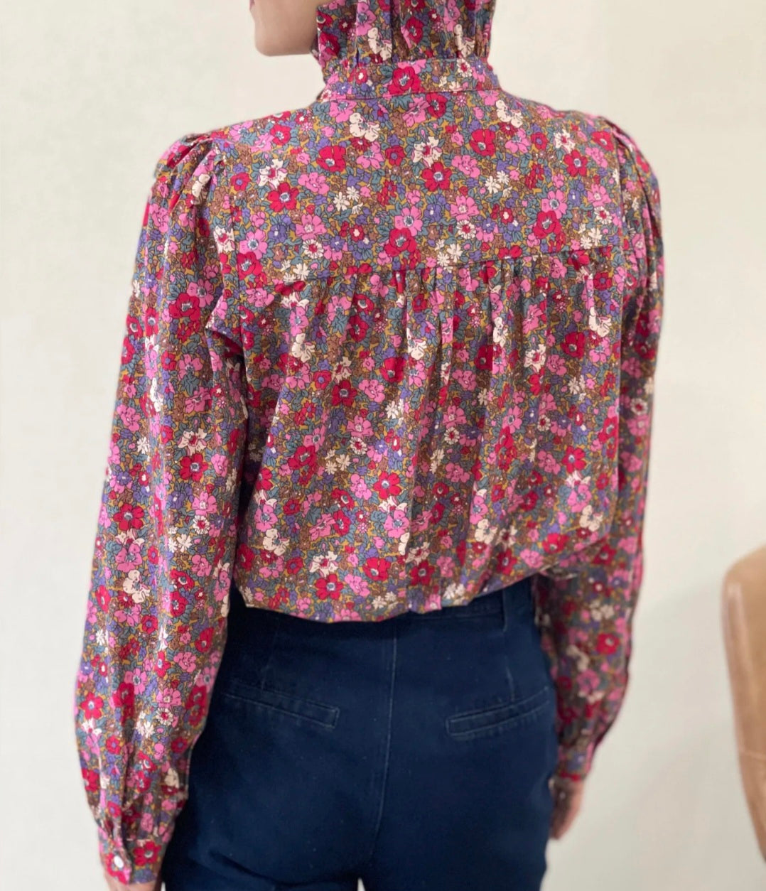 Chemise  Léon col victorien volantée Fuchsia 100%coton