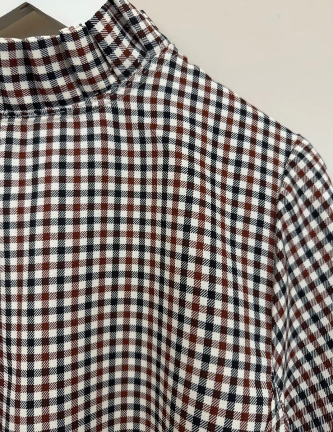 Blouse Léocadie carreaux marine et rouge