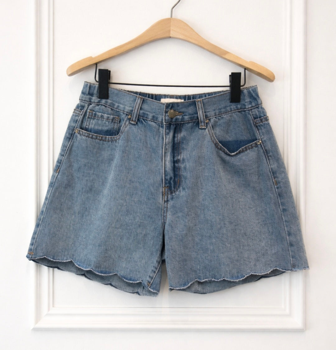 Short Célimène