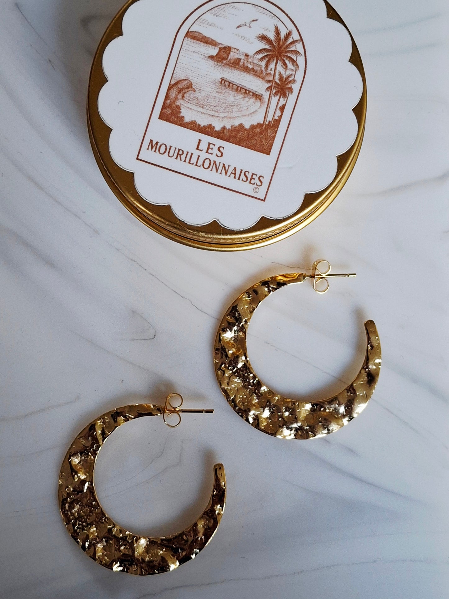 Créoles Sacha demi-lune martelées